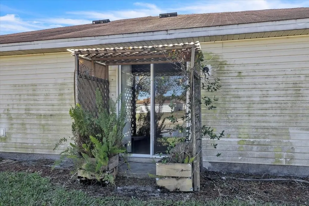 18266 Minorea Lane Lehigh Acres FL 33936