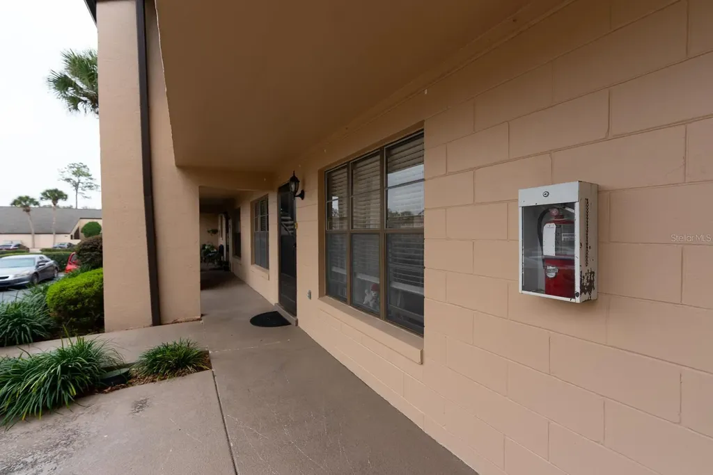 2433 NE 7th Street Ocala FL 34470