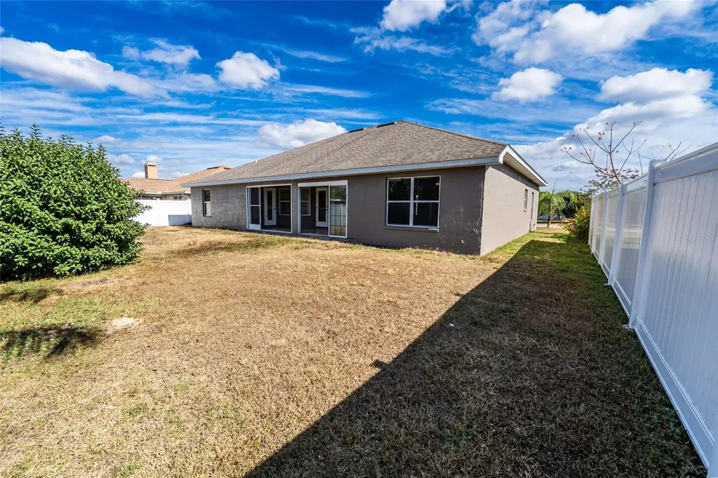 6940 Bently Drive Lakeland FL 33809