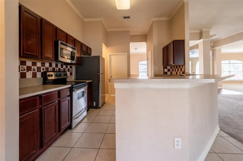 6940 Bently Drive Lakeland FL 33809