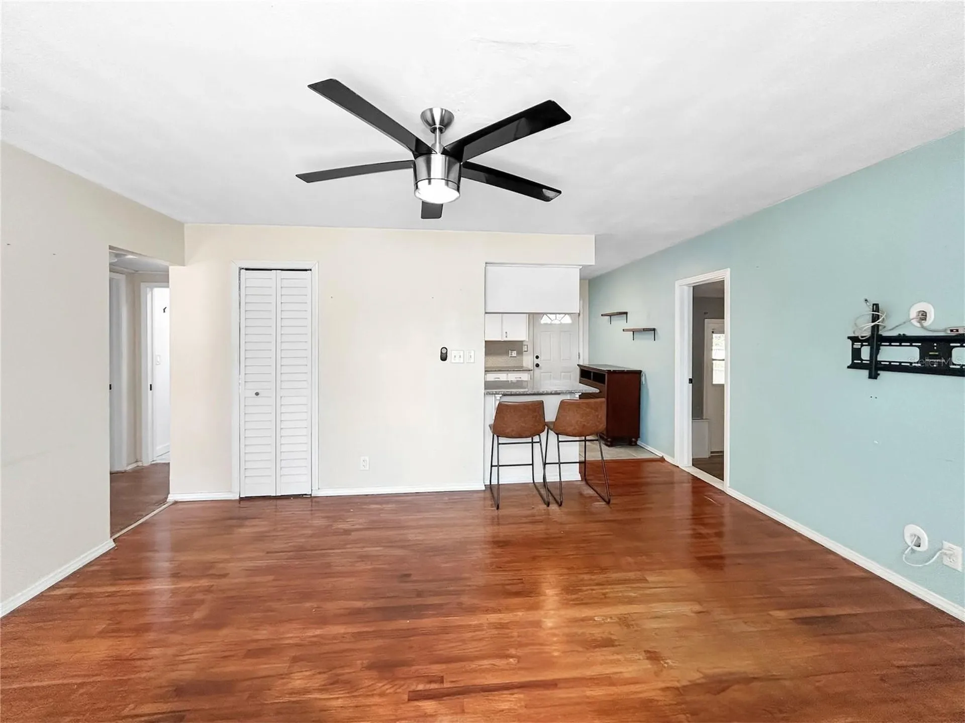 441 40th Avenue NE St Petersburg FL 33703
