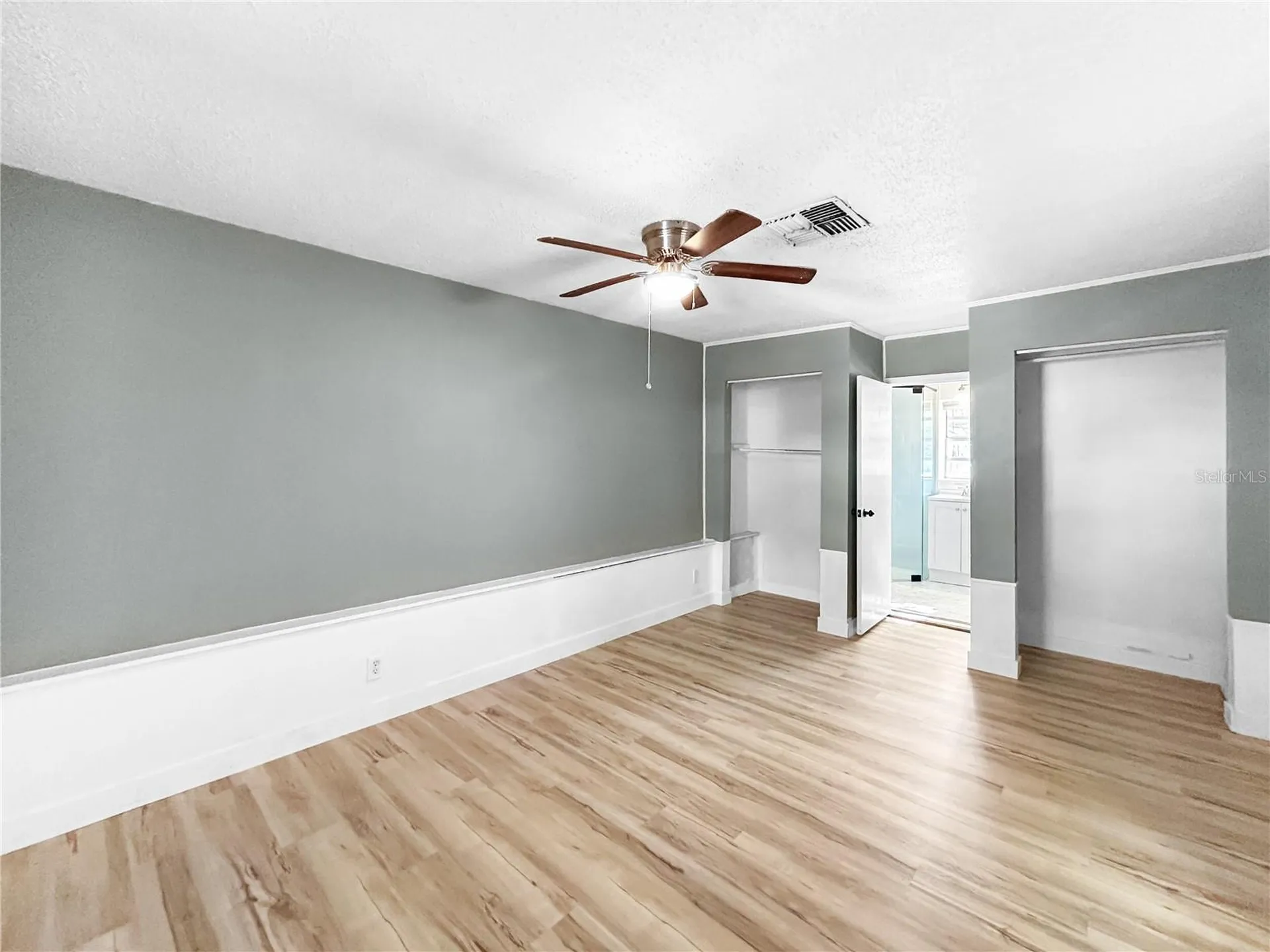 441 40th Avenue NE St Petersburg FL 33703