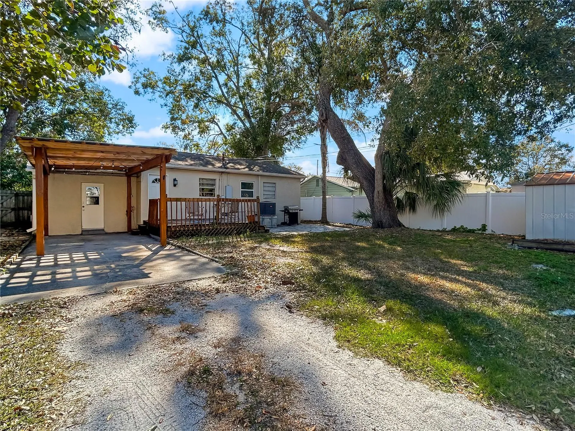 441 40th Avenue NE St Petersburg FL 33703