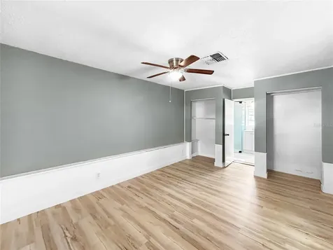 441 40th Avenue NE St Petersburg FL 33703