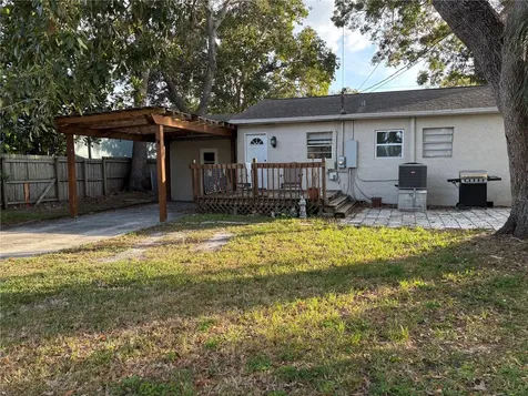 441 40th Avenue NE St Petersburg FL 33703
