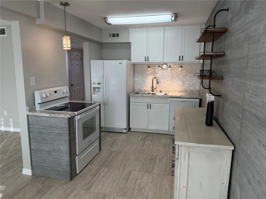 1000 Lake Of The Woods Boulevard Casselberry FL 32730