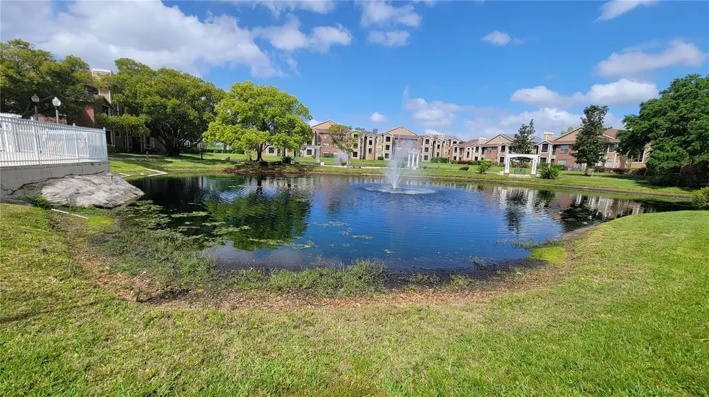 5600 Devonbriar Way Orlando FL 32822