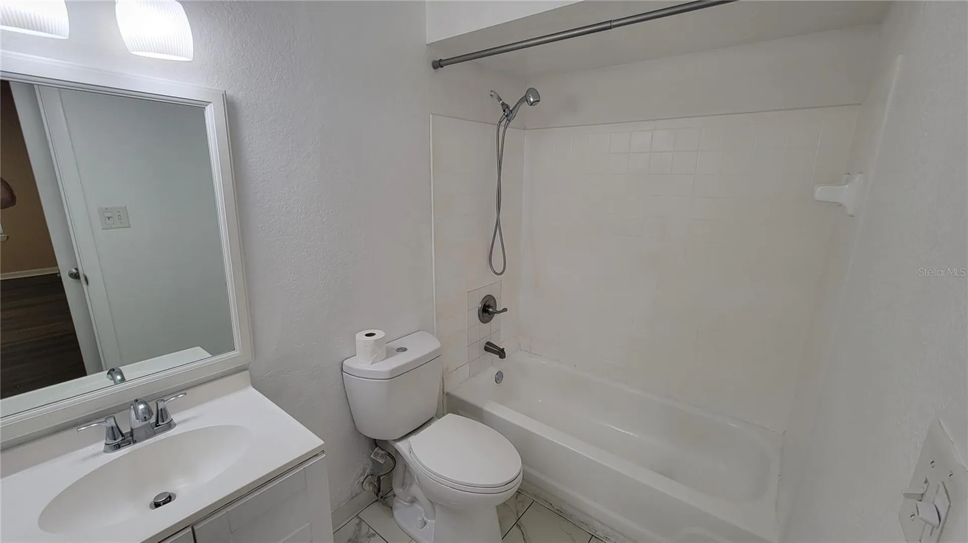 5600 Devonbriar Way Orlando FL 32822