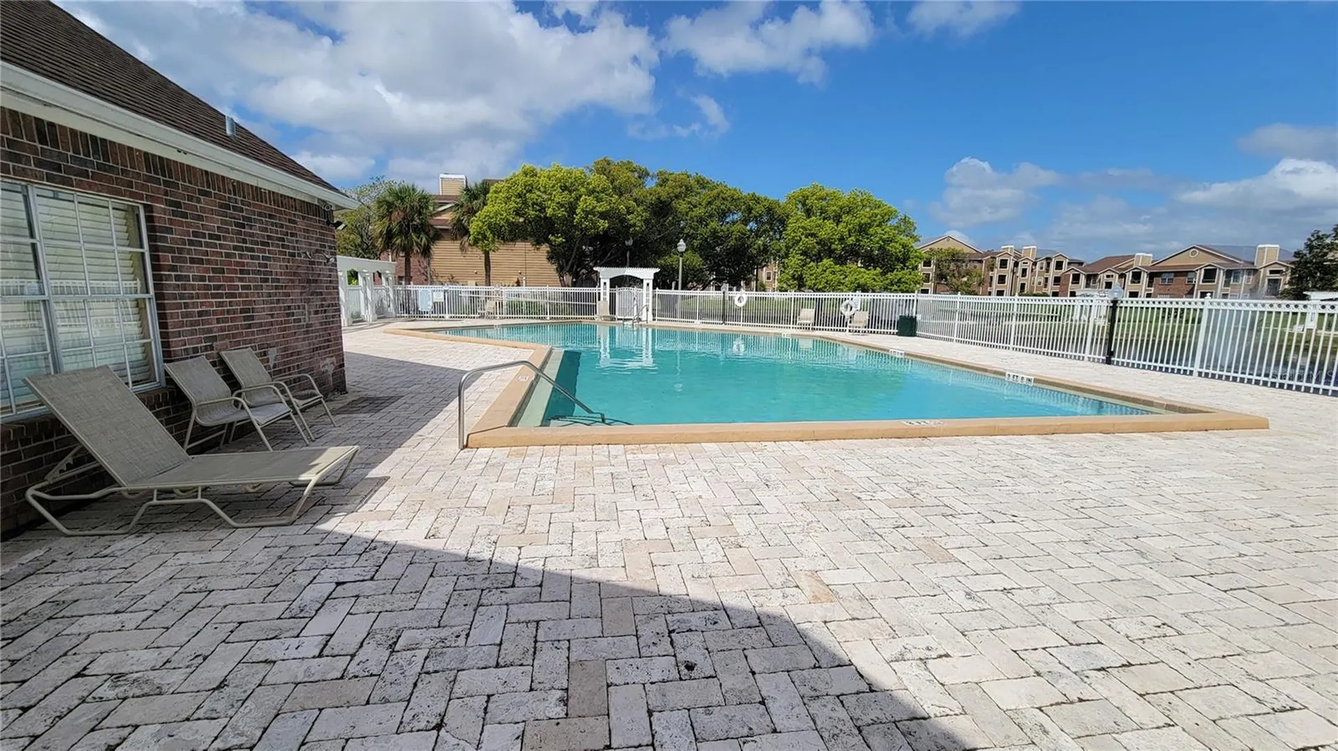 5600 Devonbriar Way Orlando FL 32822