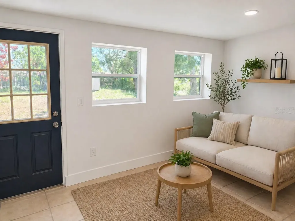 535 Romano Avenue Orlando FL 32807