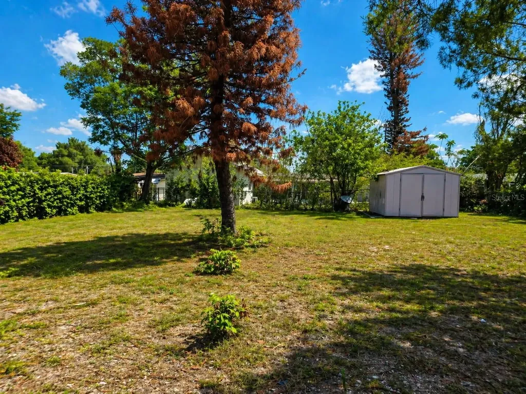 535 Romano Avenue Orlando FL 32807