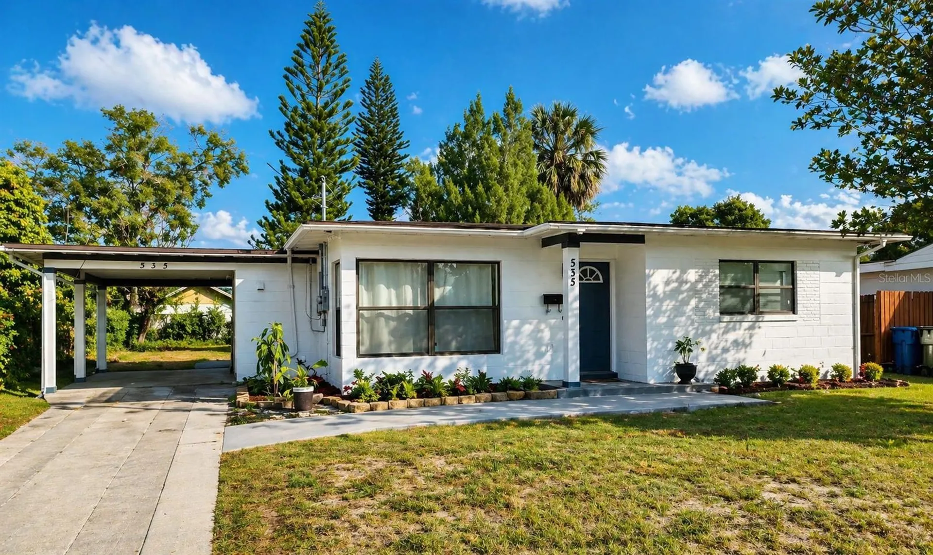 535 Romano Avenue Orlando FL 32807