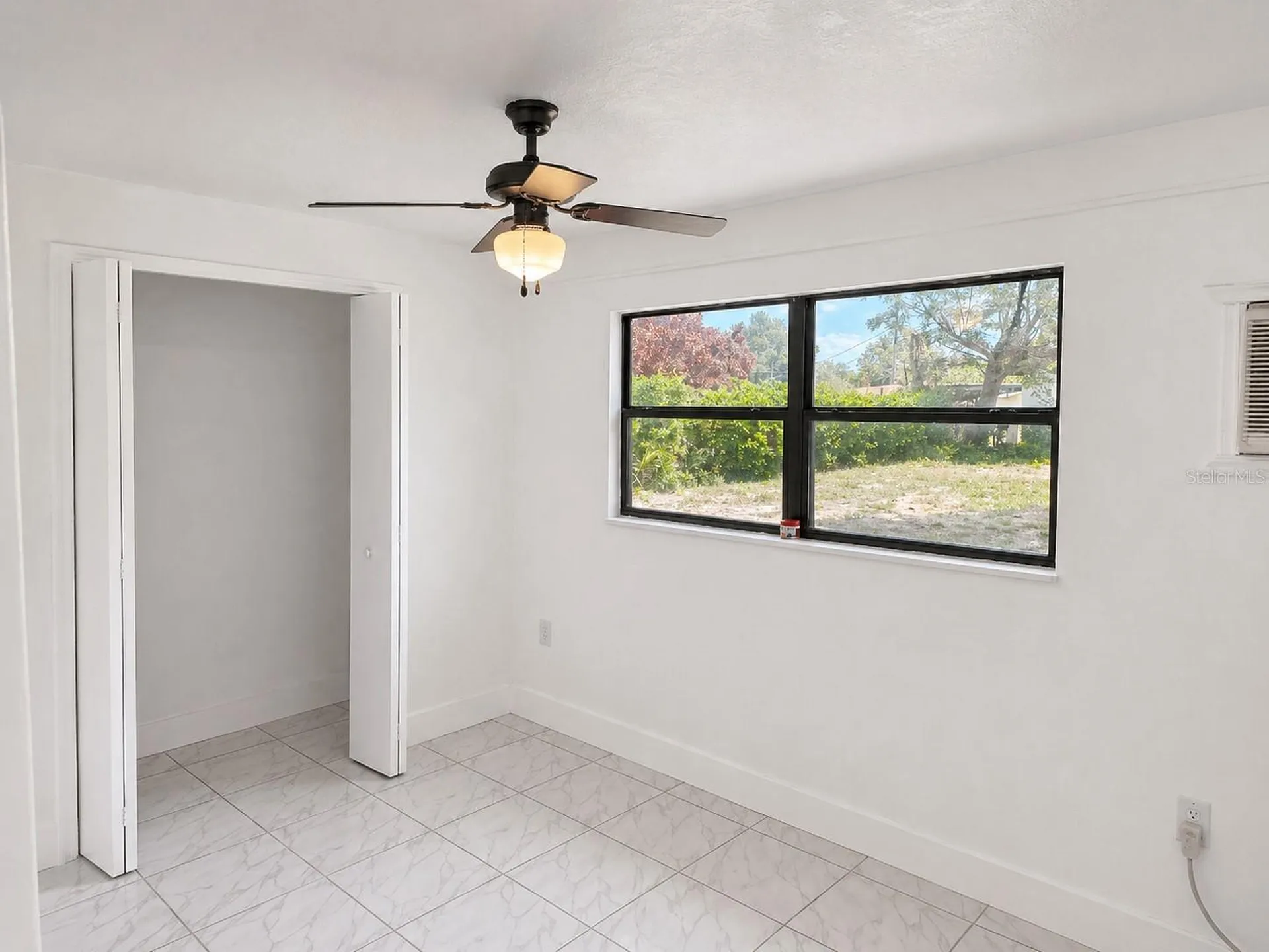 535 Romano Avenue Orlando FL 32807