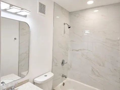 535 Romano Avenue Orlando FL 32807