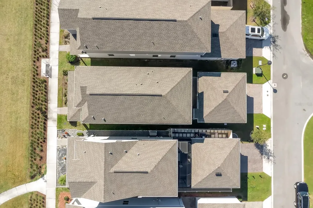 1715 Happiness Row Kissimmee FL 34744