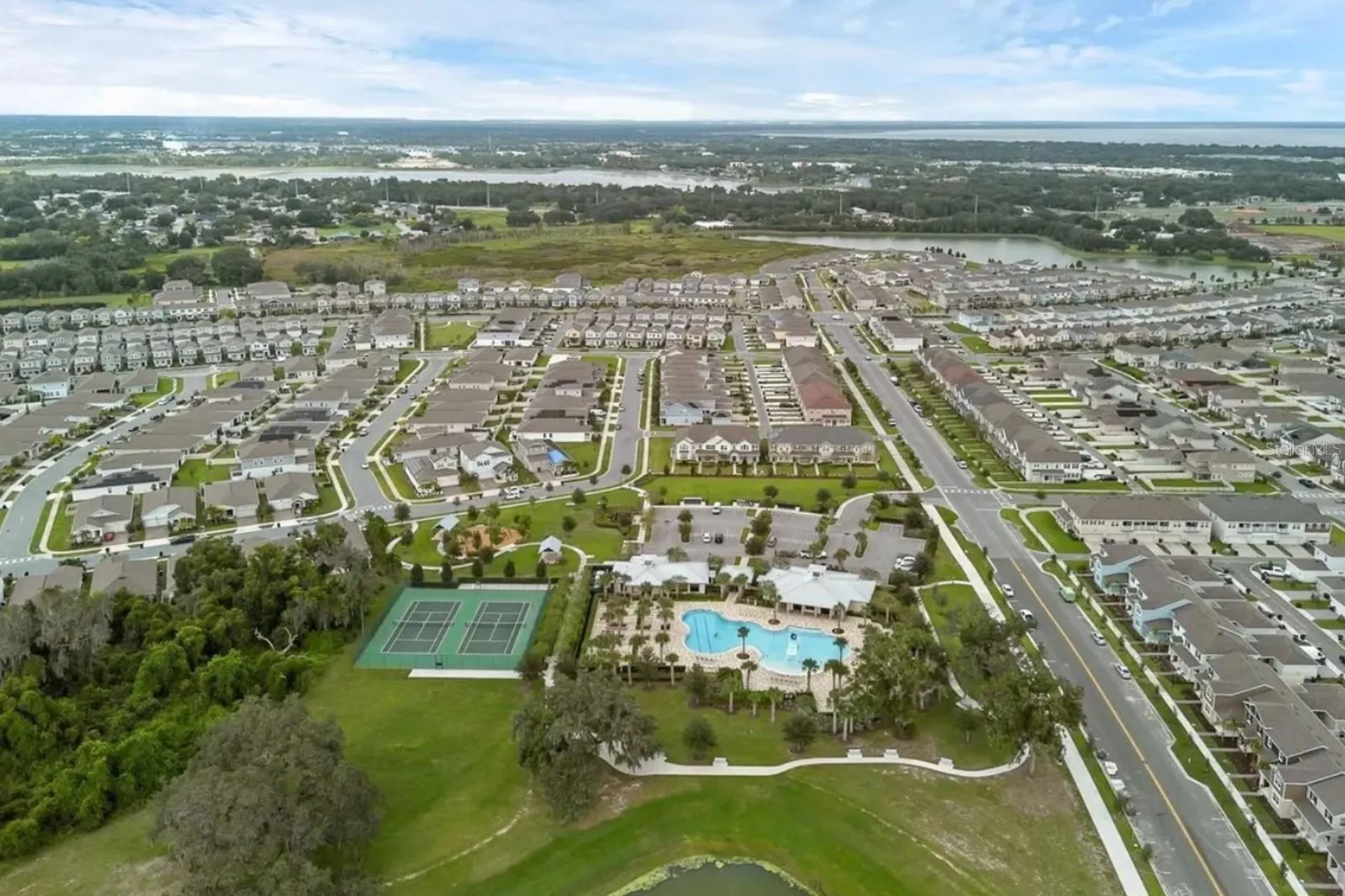 1715 Happiness Row Kissimmee FL 34744