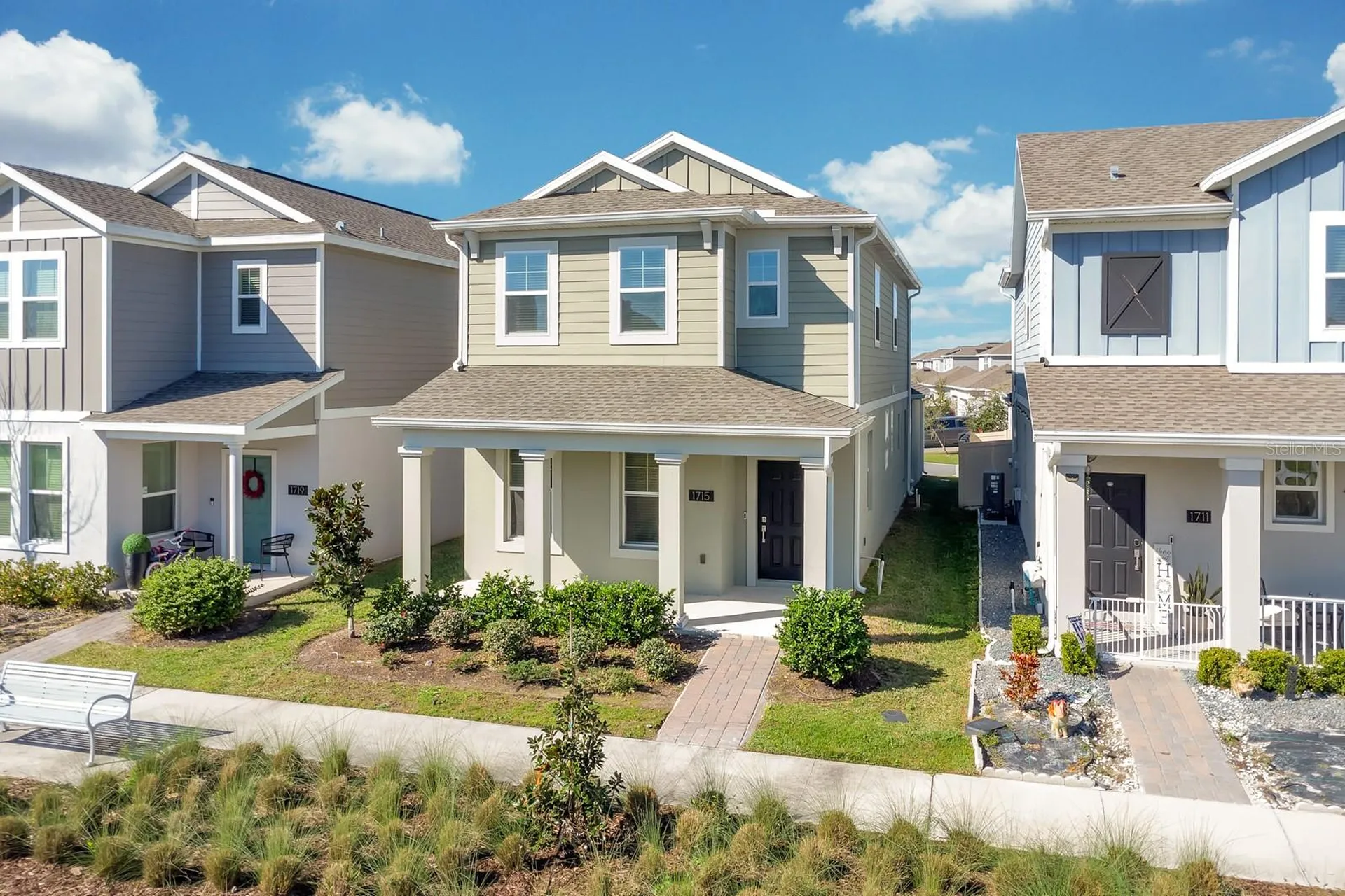 1715 Happiness Row Kissimmee FL 34744