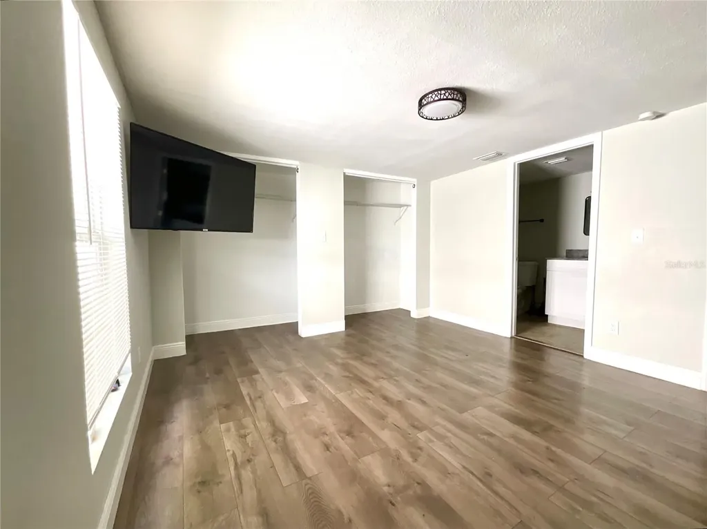 8507 N Edison Tampa FL 33604