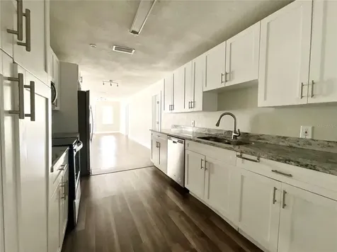 8507 N Edison Tampa FL 33604