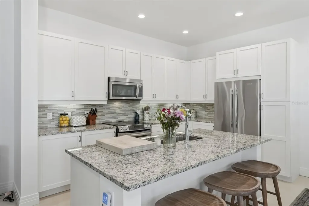 1325 Snell Isle Boulevard NE St Petersburg FL 33704