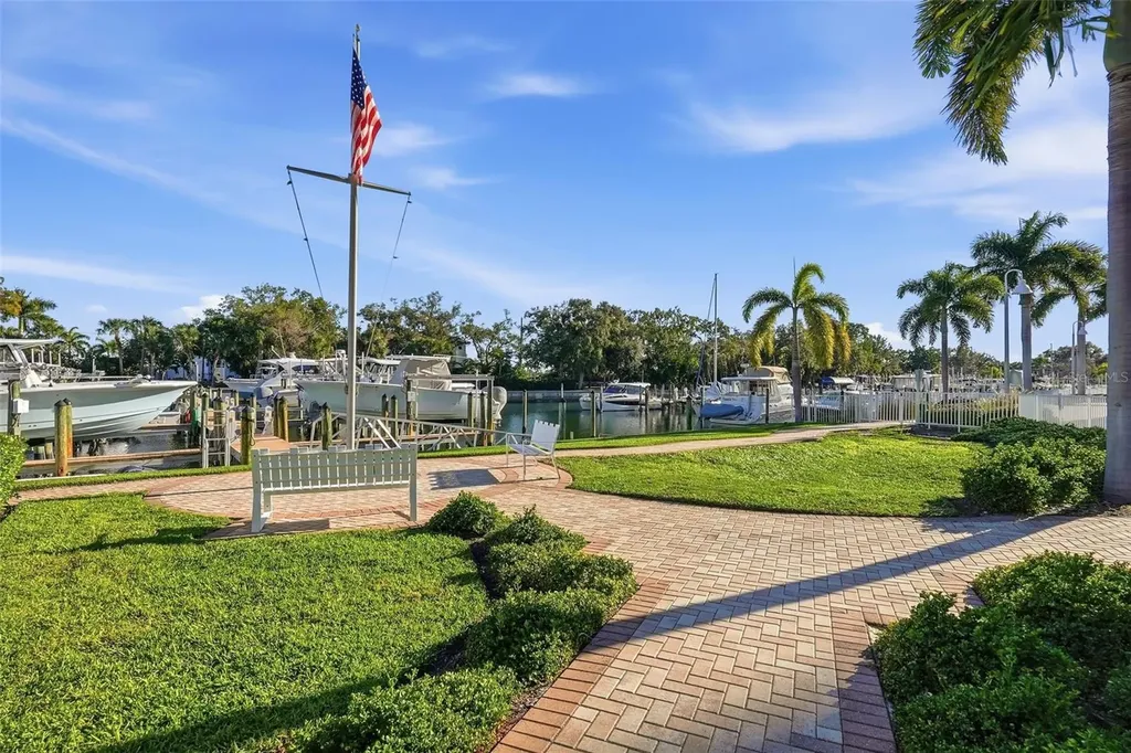1325 Snell Isle Boulevard NE St Petersburg FL 33704