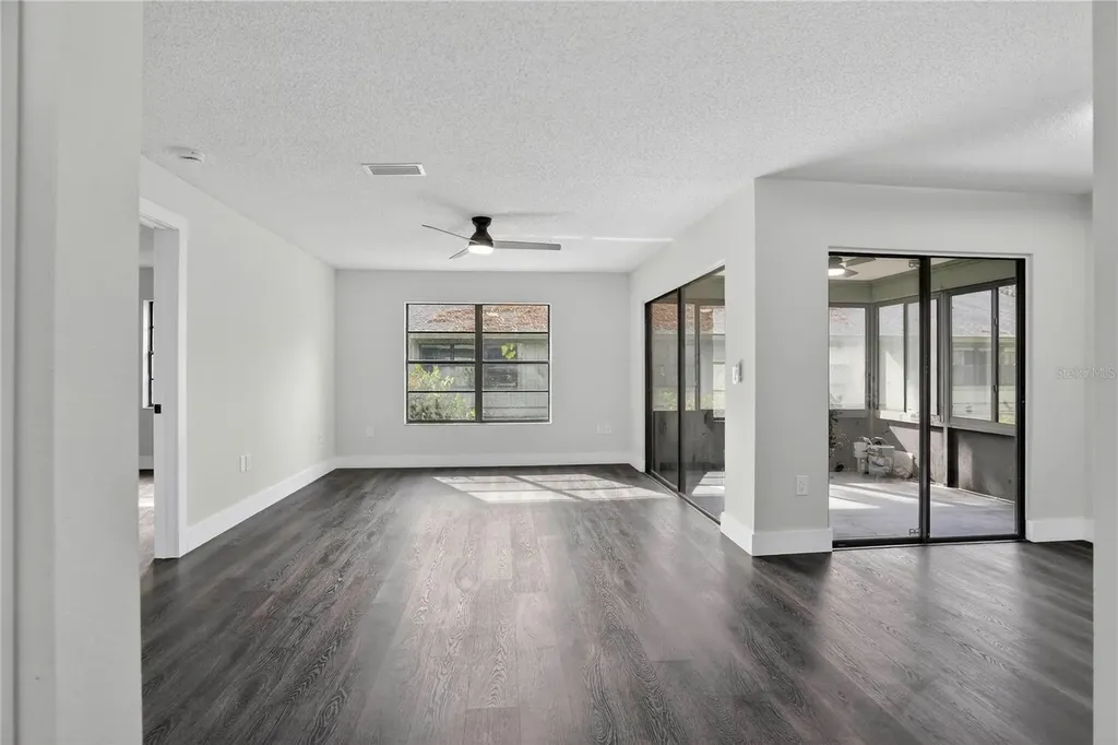 5014 Barrington Circle Sarasota FL 34234