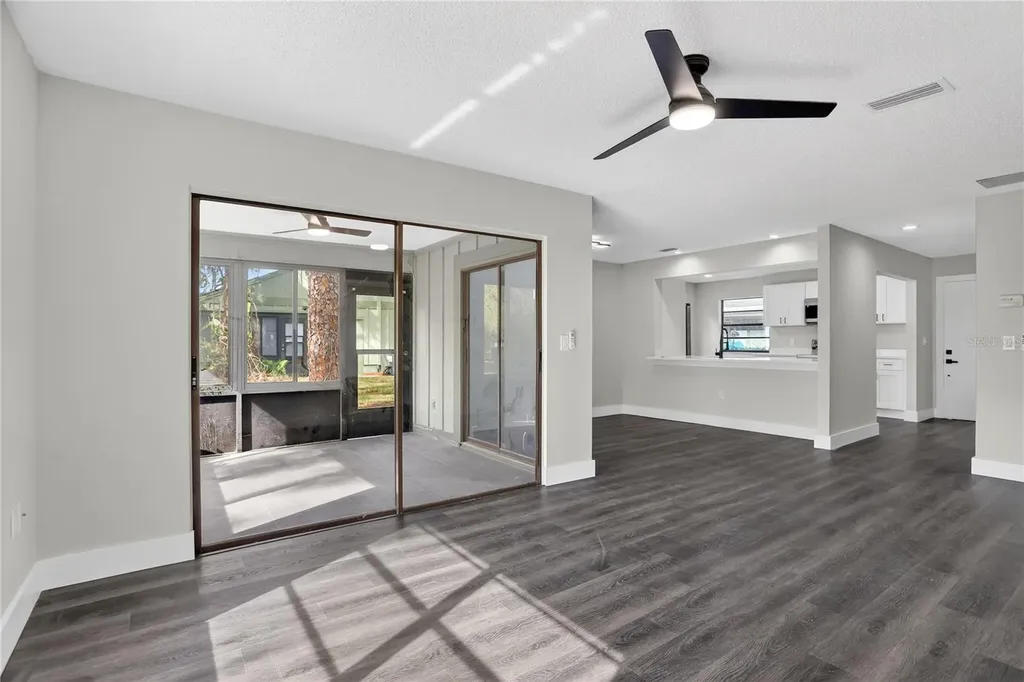 5014 Barrington Circle Sarasota FL 34234