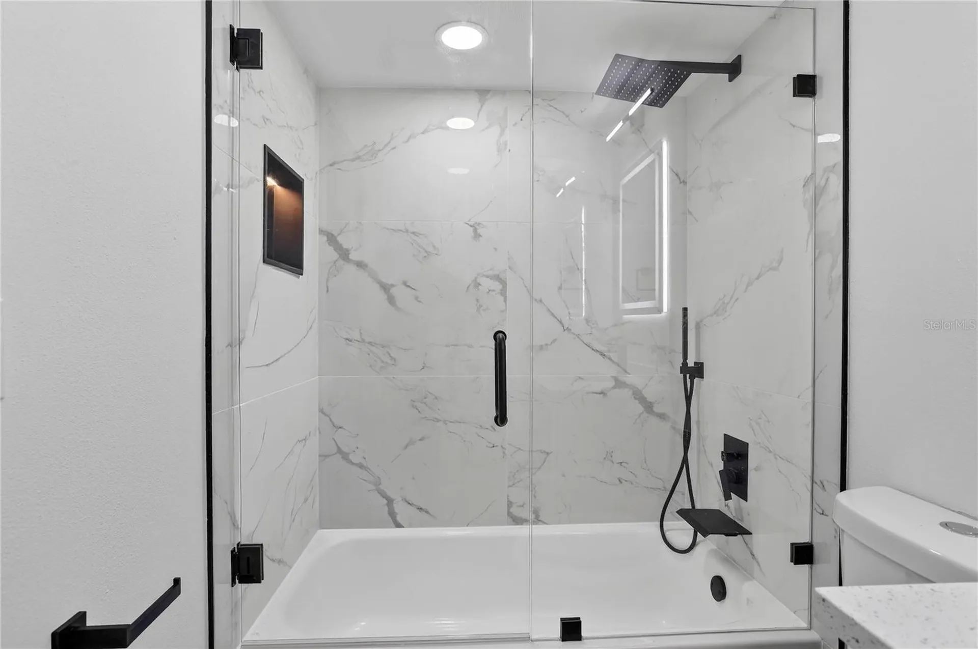 5014 Barrington Circle Sarasota FL 34234