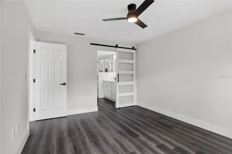5014 Barrington Circle Sarasota FL 34234