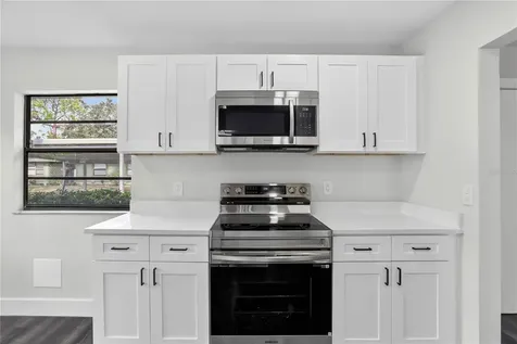 5014 Barrington Circle Sarasota FL 34234