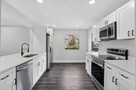 5014 Barrington Circle Sarasota FL 34234
