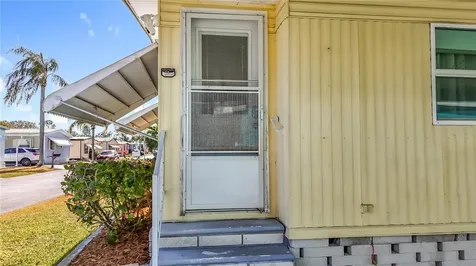 4409 Tucker Square New Port Richey FL 34652