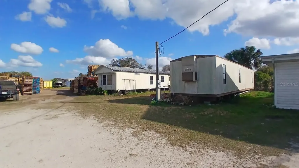 2295 Us Highway 92 E Plant City FL 33563
