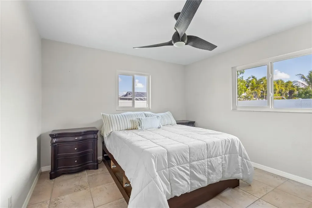 5775 Timber Lake Drive Sarasota FL 34243