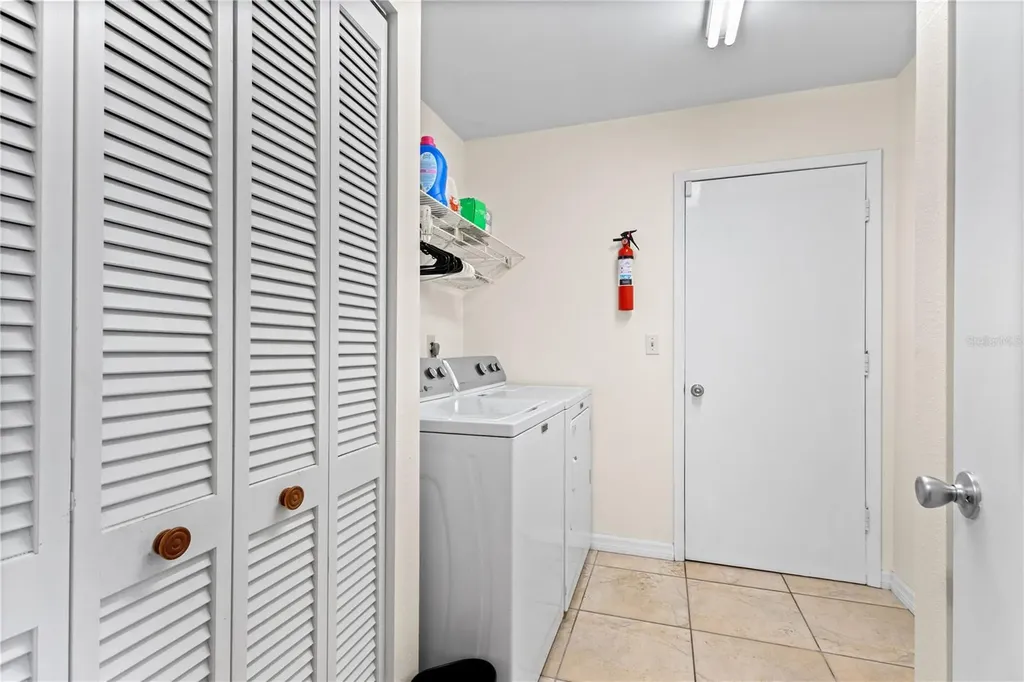 5775 Timber Lake Drive Sarasota FL 34243