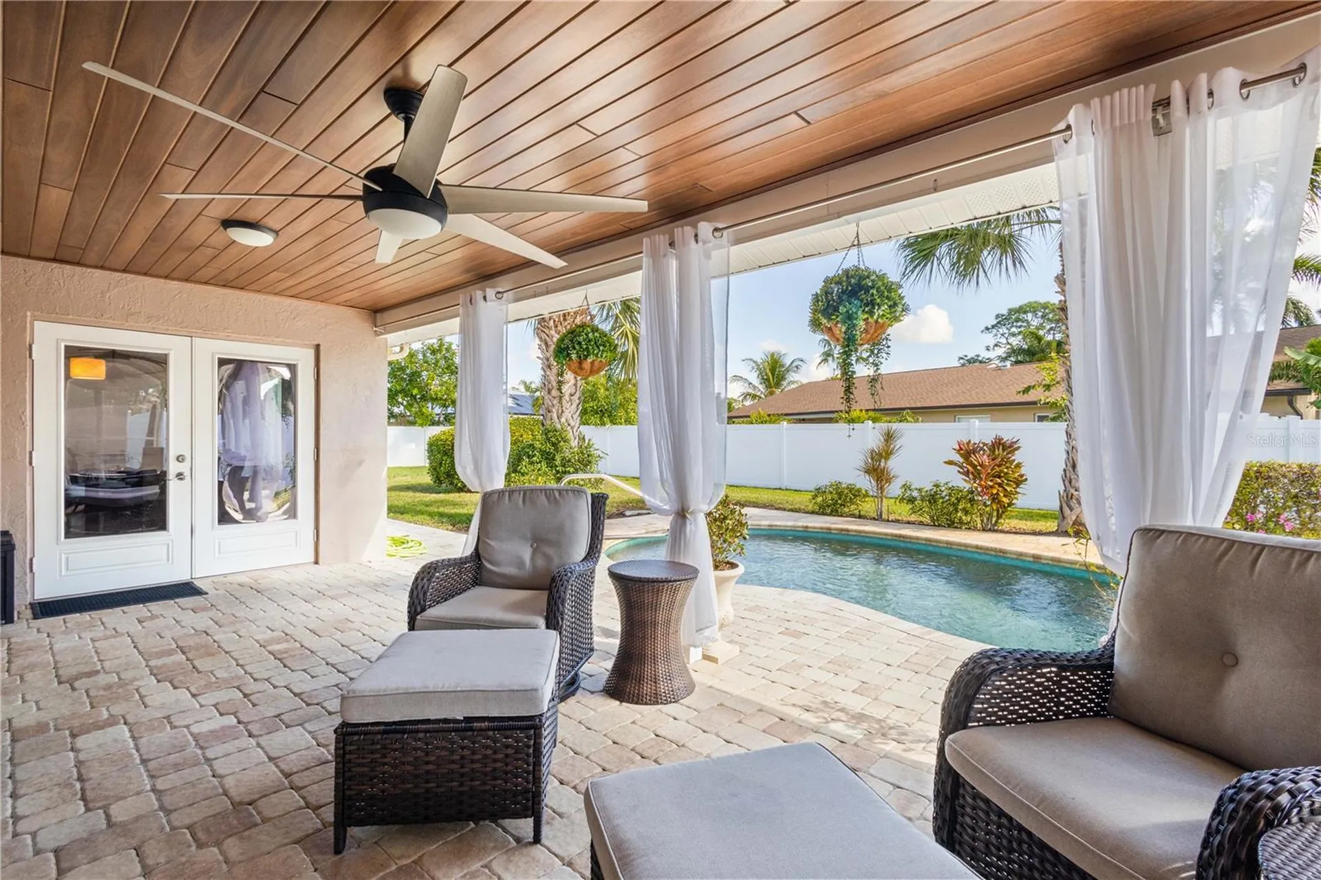 5775 Timber Lake Drive Sarasota FL 34243