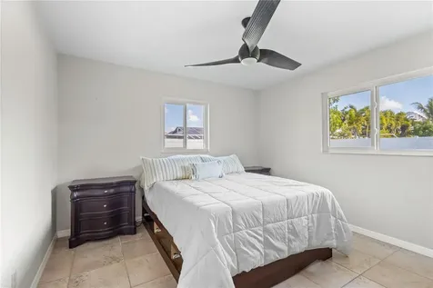 5775 Timber Lake Drive Sarasota FL 34243