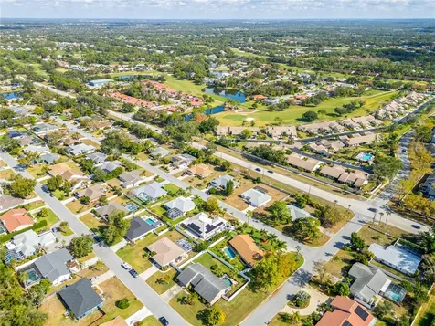 5775 Timber Lake Drive Sarasota FL 34243