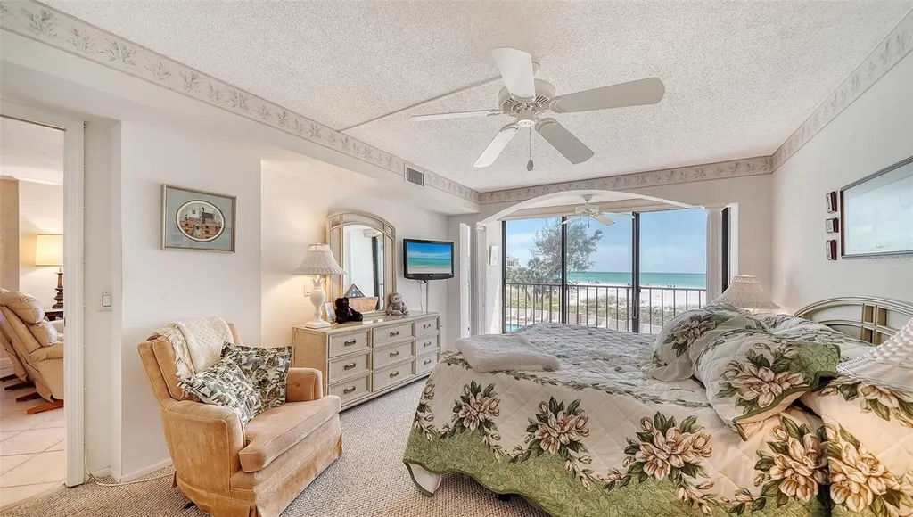 19 Whispering Sands Drive Sarasota FL 34242