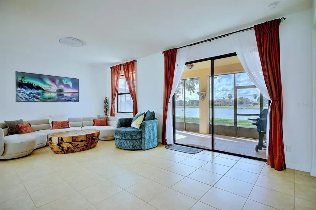 3110 Bass Boat Way Kissimmee FL 34746