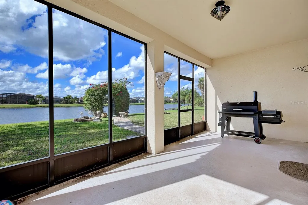 3110 Bass Boat Way Kissimmee FL 34746