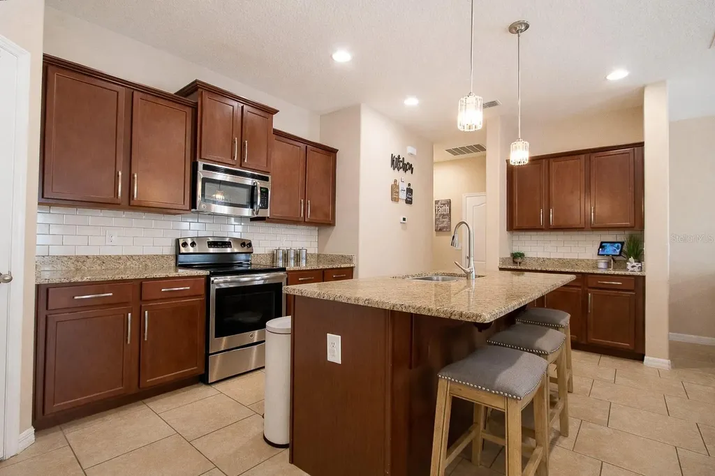 201 Compass Rose Drive Groveland FL 34736