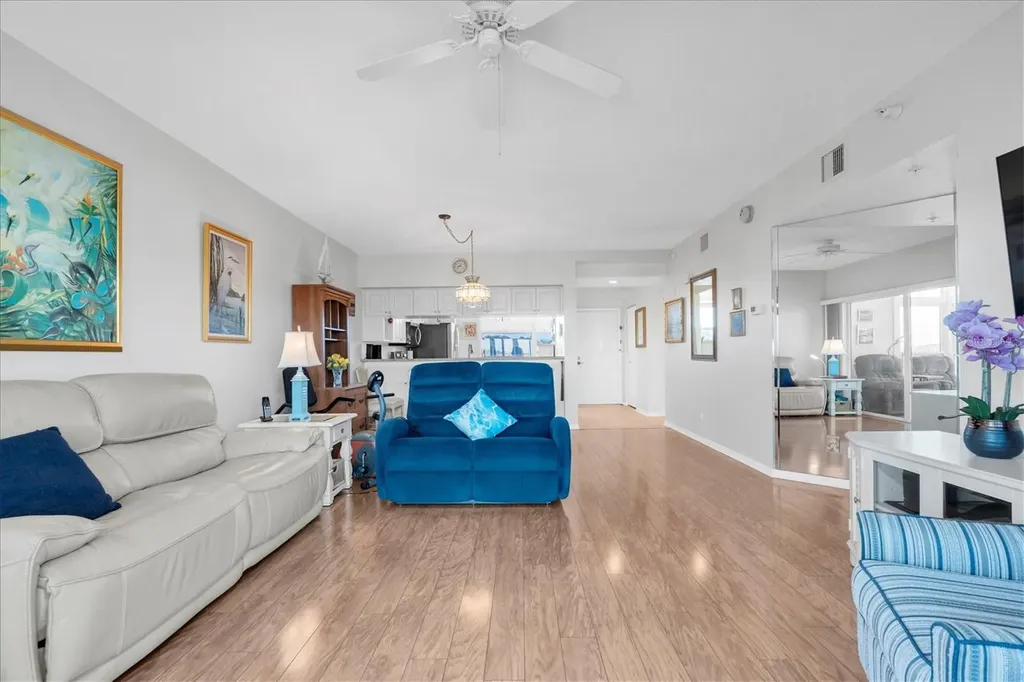 6315 Shoreline Drive Seminole FL 33708