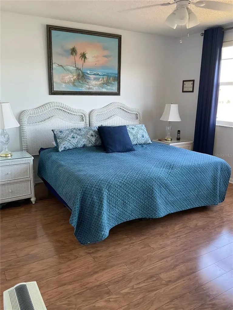 6315 Shoreline Drive Seminole FL 33708