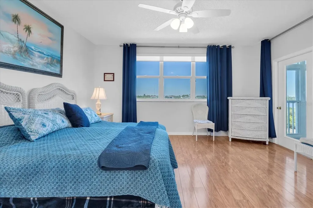 6315 Shoreline Drive Seminole FL 33708
