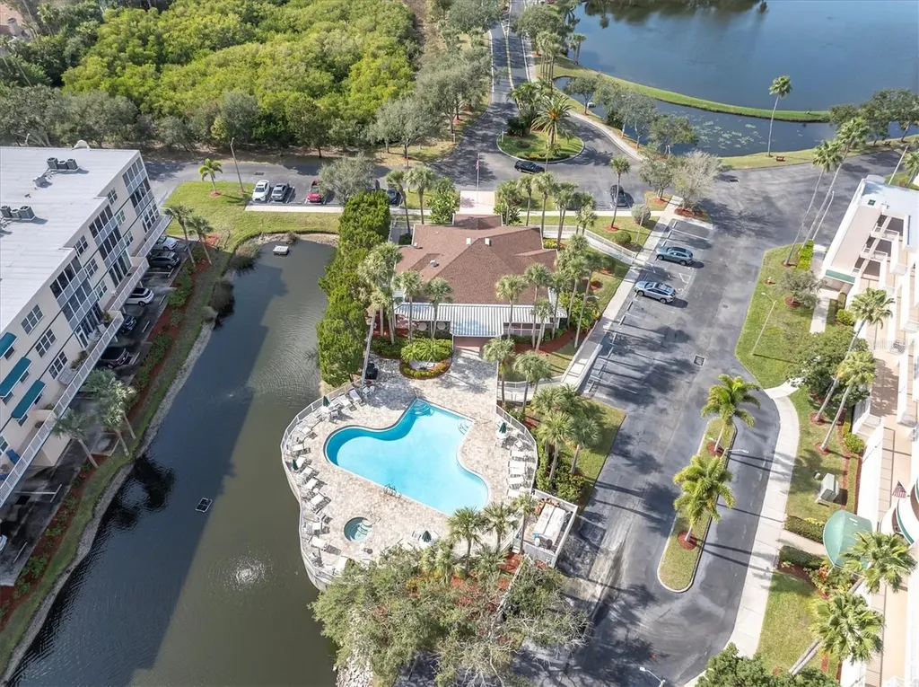 6315 Shoreline Drive Seminole FL 33708