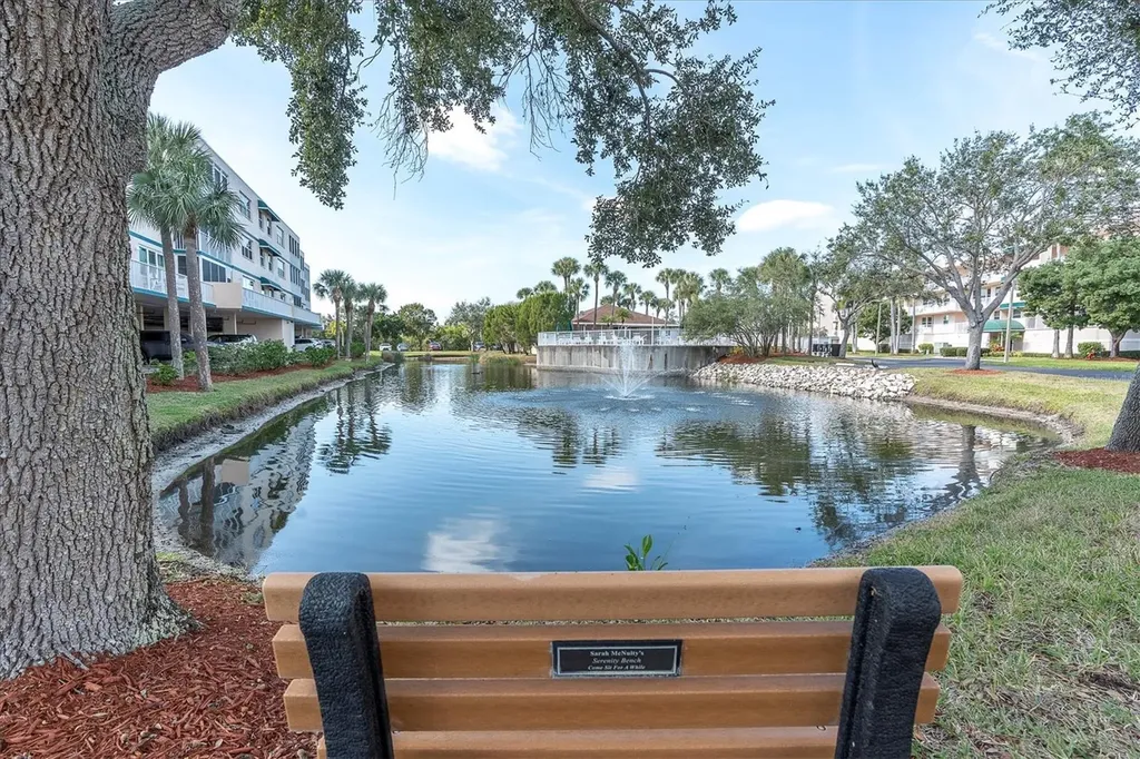 6315 Shoreline Drive Seminole FL 33708