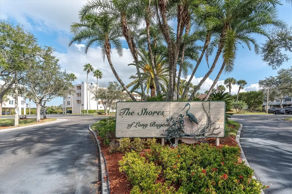 6315 Shoreline Drive Seminole FL 33708