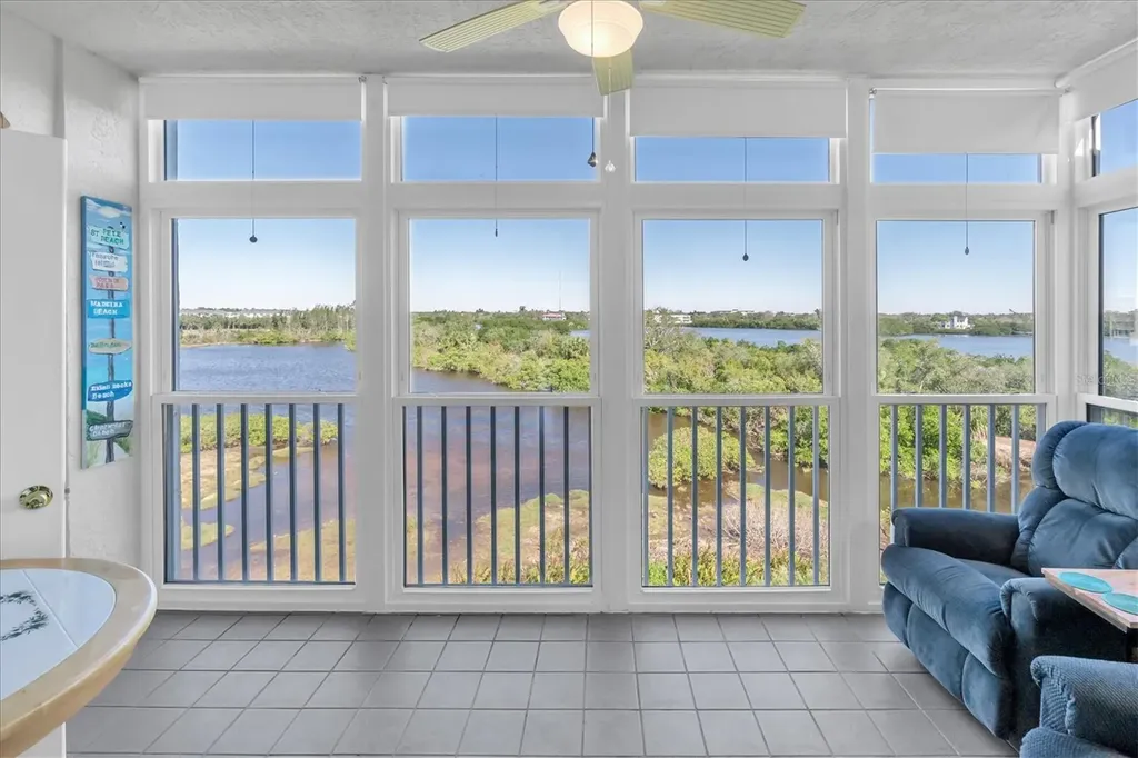 6315 Shoreline Drive Seminole FL 33708
