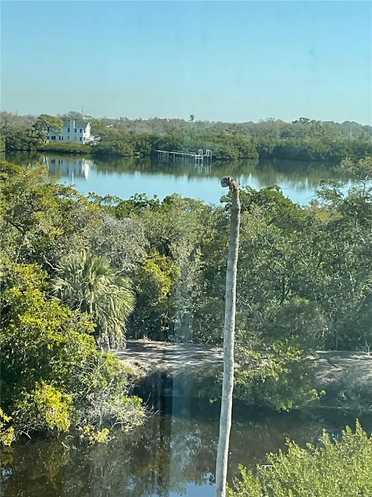 6315 Shoreline Drive Seminole FL 33708